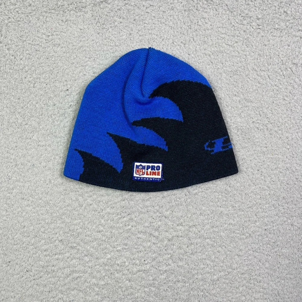 Vintage 90s New England Patriots logo athletic shark tooth beanie‎ hat